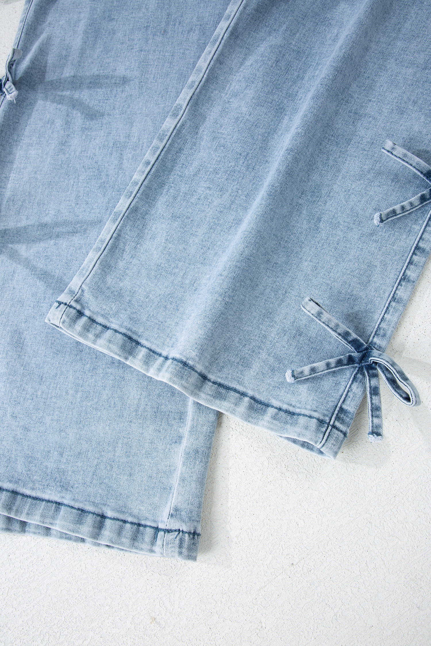 White Bow Knot Side Detail Straight Leg Loose Jeans