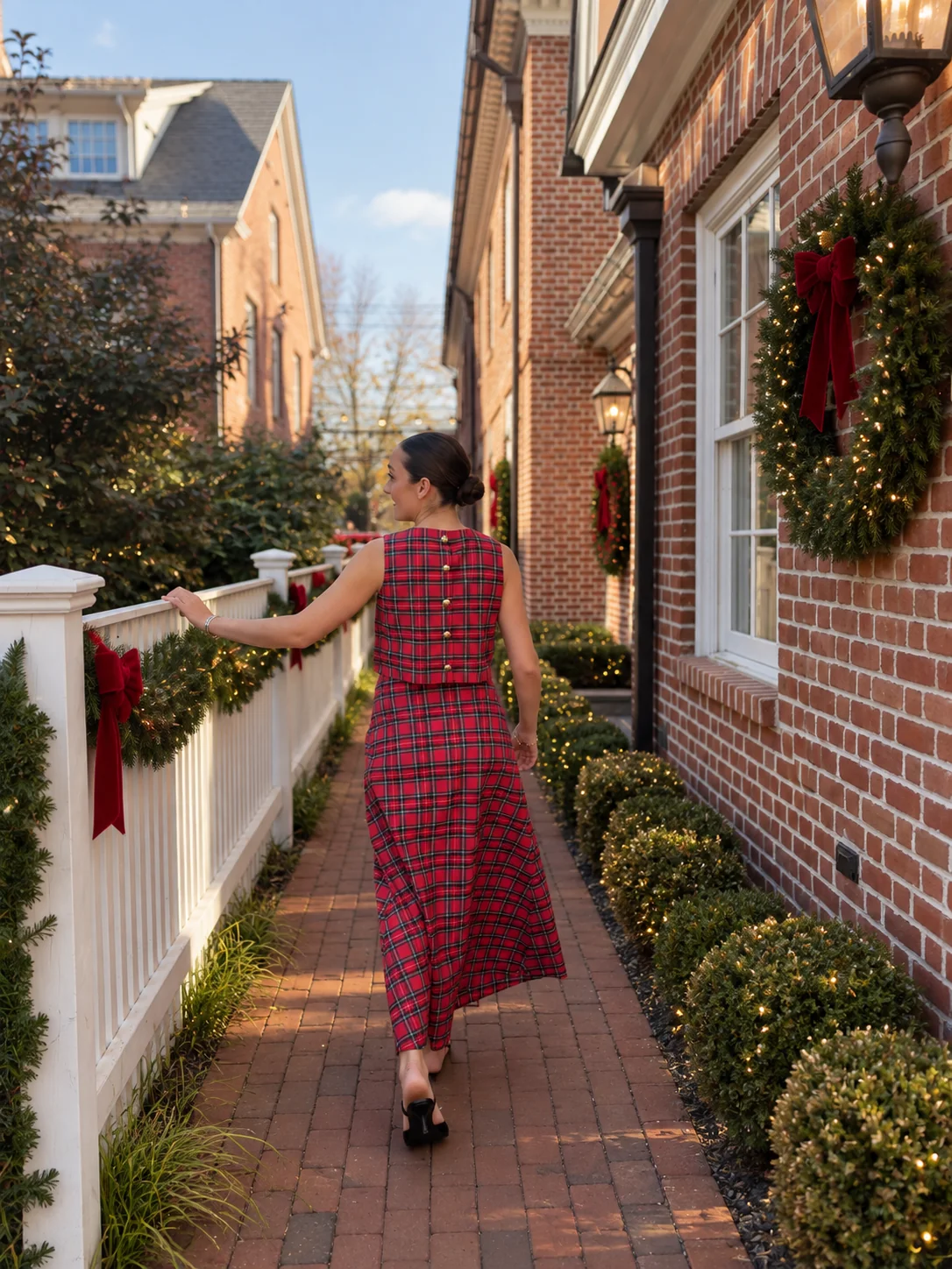 Red Plaid Sleeveless Zip Back Top - luftunsa