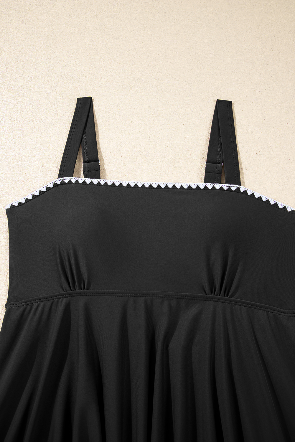 Black Spaghetti Straps Contrasted Ricrac Trim Flared Tankini 2pcs Swimsuit