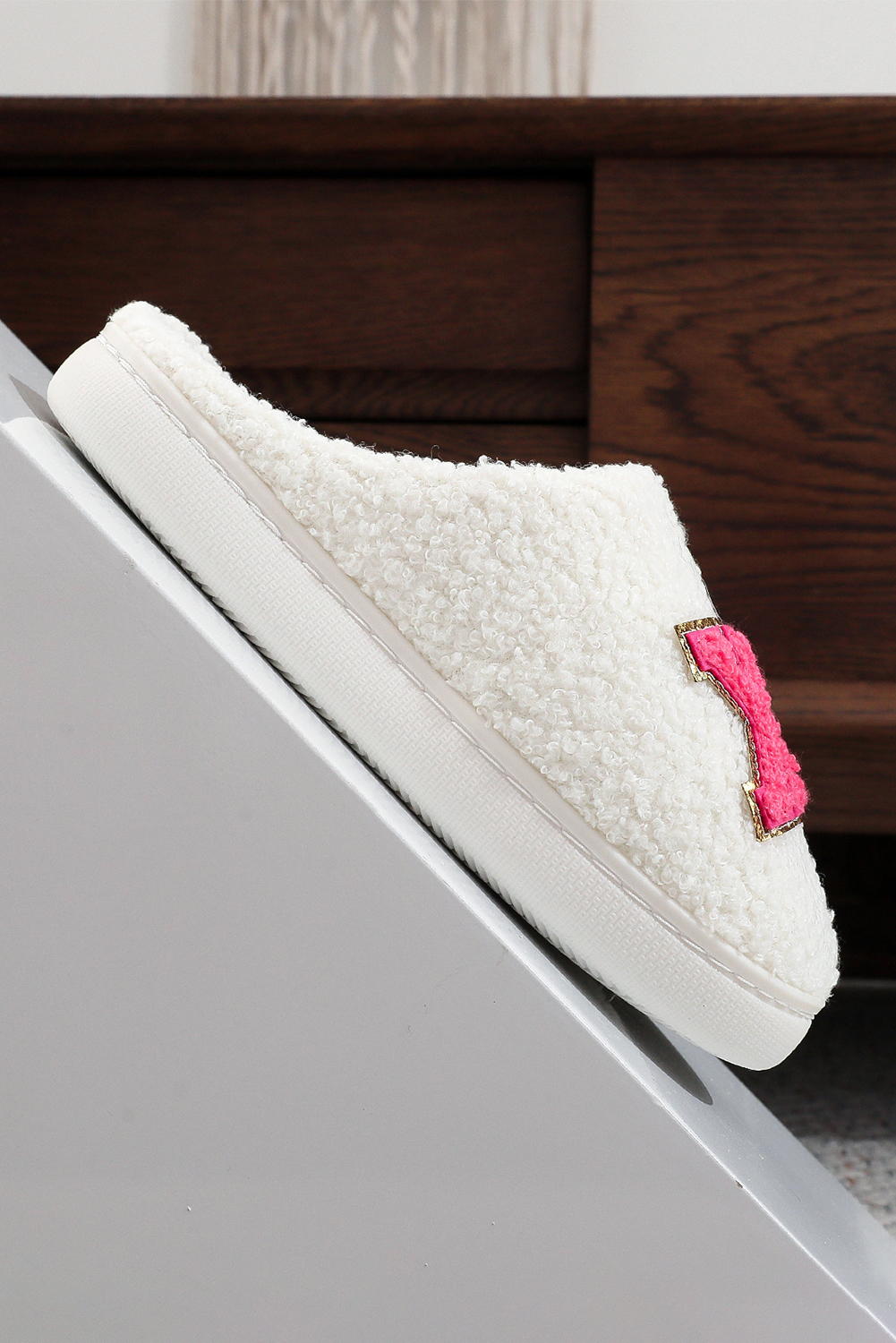White XO XO Glitter Trim Letter Patched Plush House Slippers