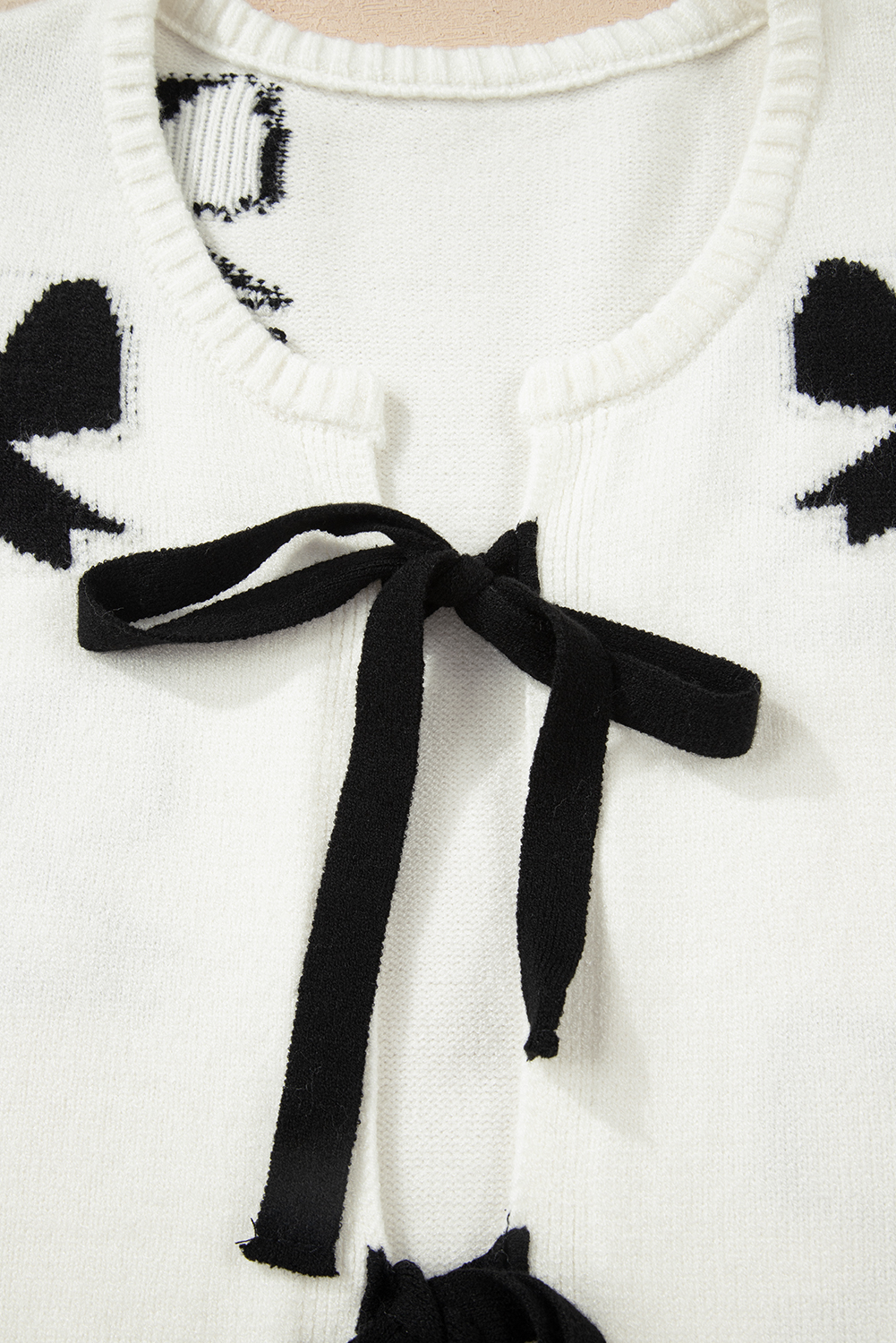 White Lace-up Bow Pattern Sweater Cardigan