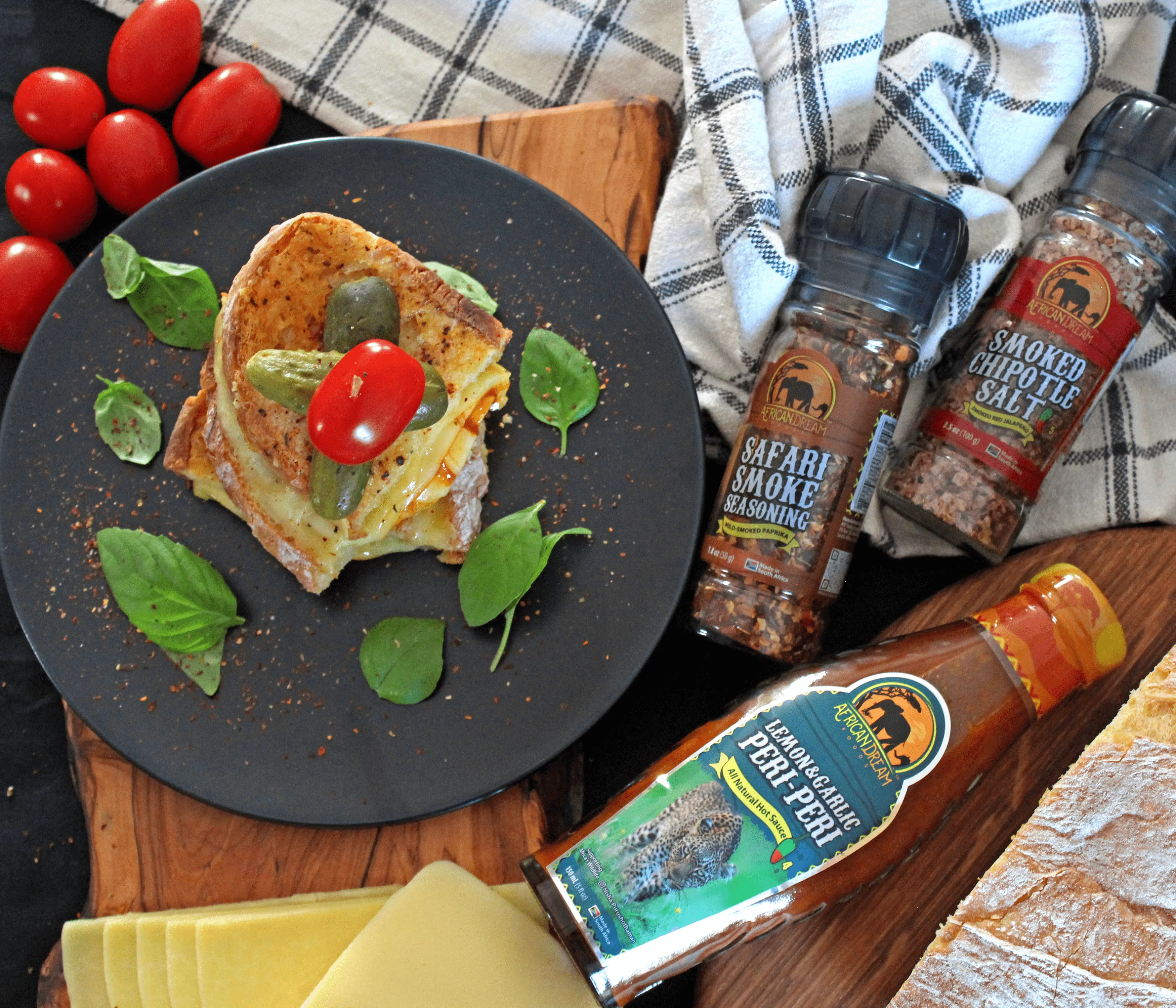 African Dream Foods Mild to Spicy Sauce Gift Pack - Jalanasco - Fermented Jalapeno, Lemon & Garlic Peri-Peri, Bird’s Eye Chili | 5 fl oz Bottles, 3PK