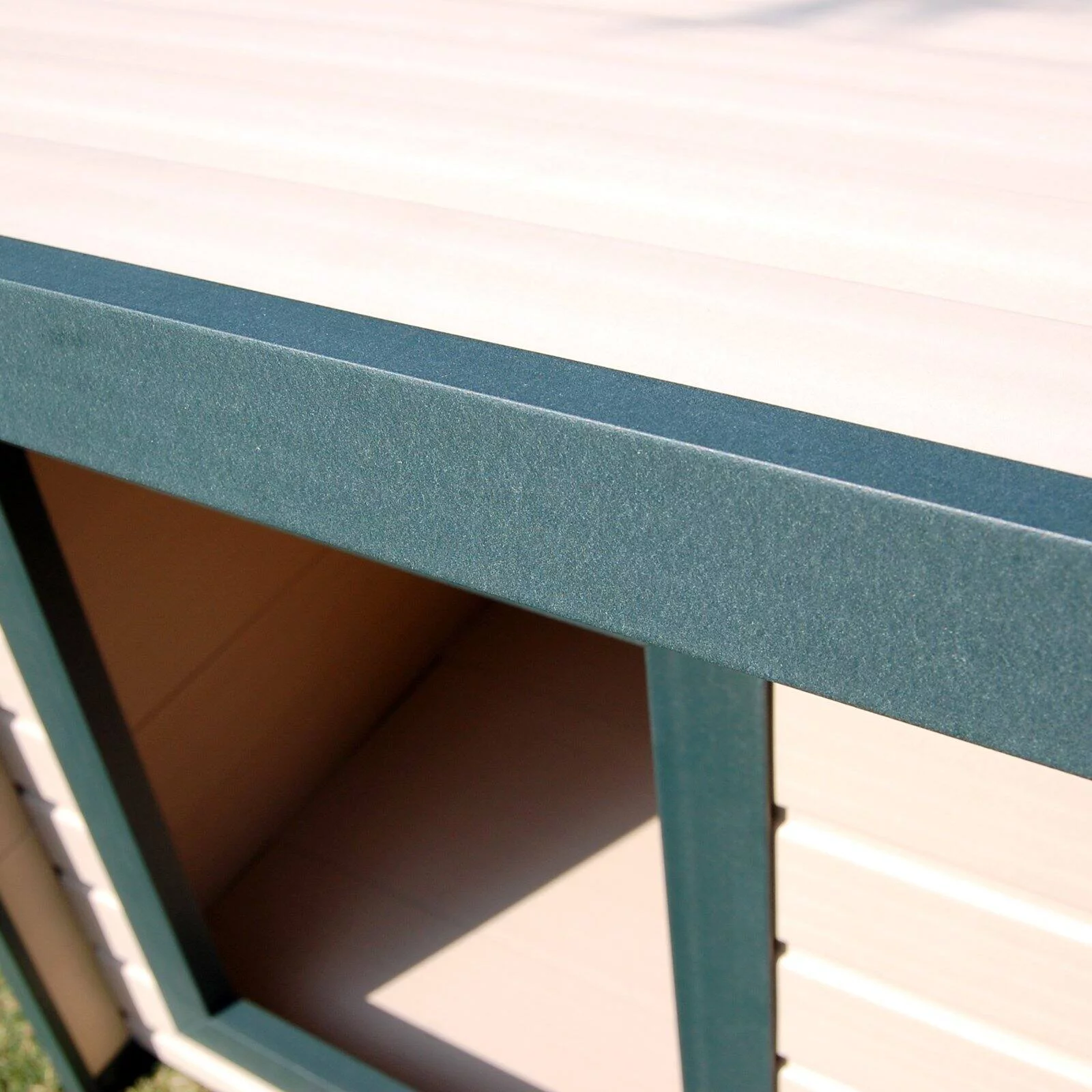 New Age Pet ECOFLEX Lodge Style Dog House -Extra Large