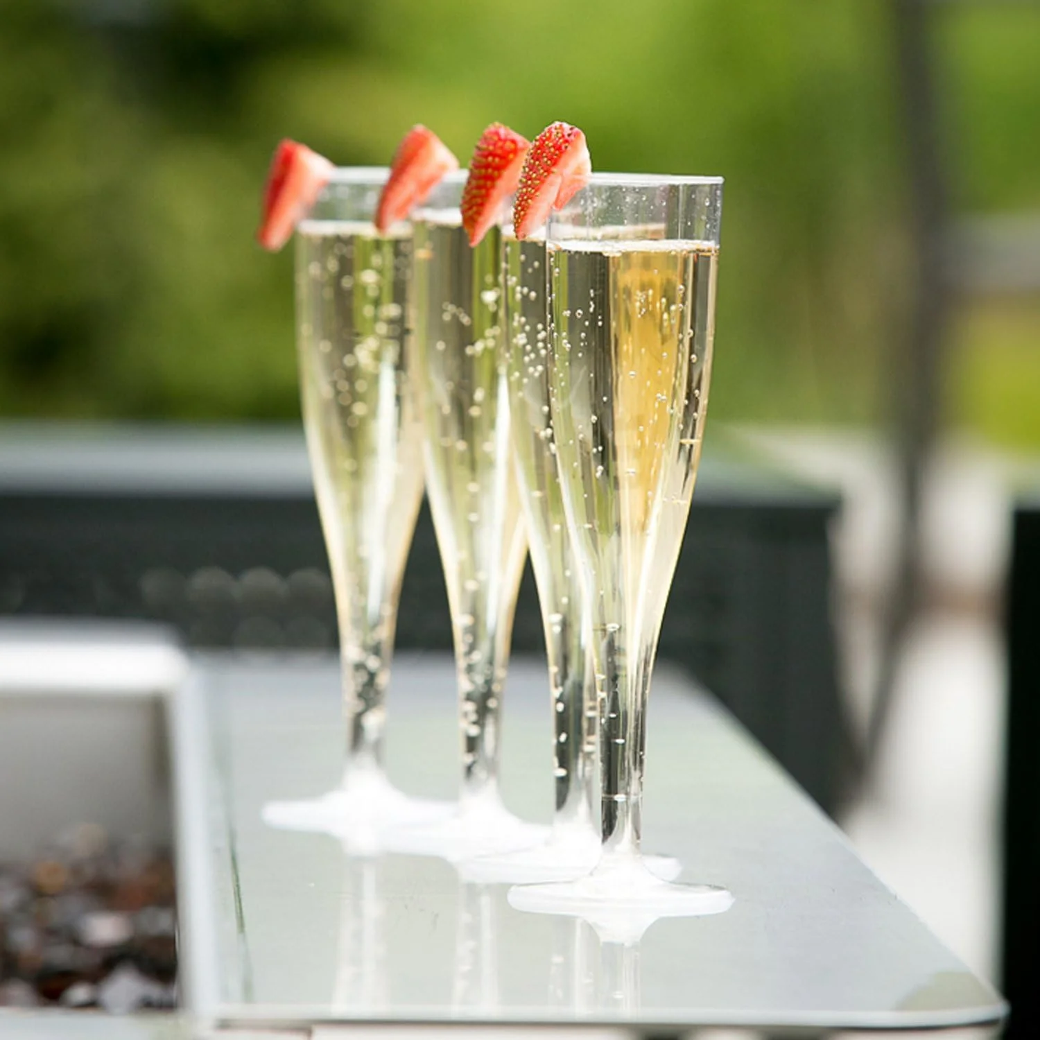 1 Piece Hard Plastic Champagne Flutes (Box Of 4), 5 Oz, Clear,N5124