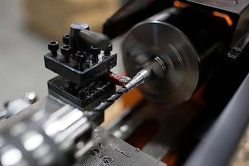 WEN 7-by 12-Inch Benchtop Metal Lathe, Variable Speed, Two Direction