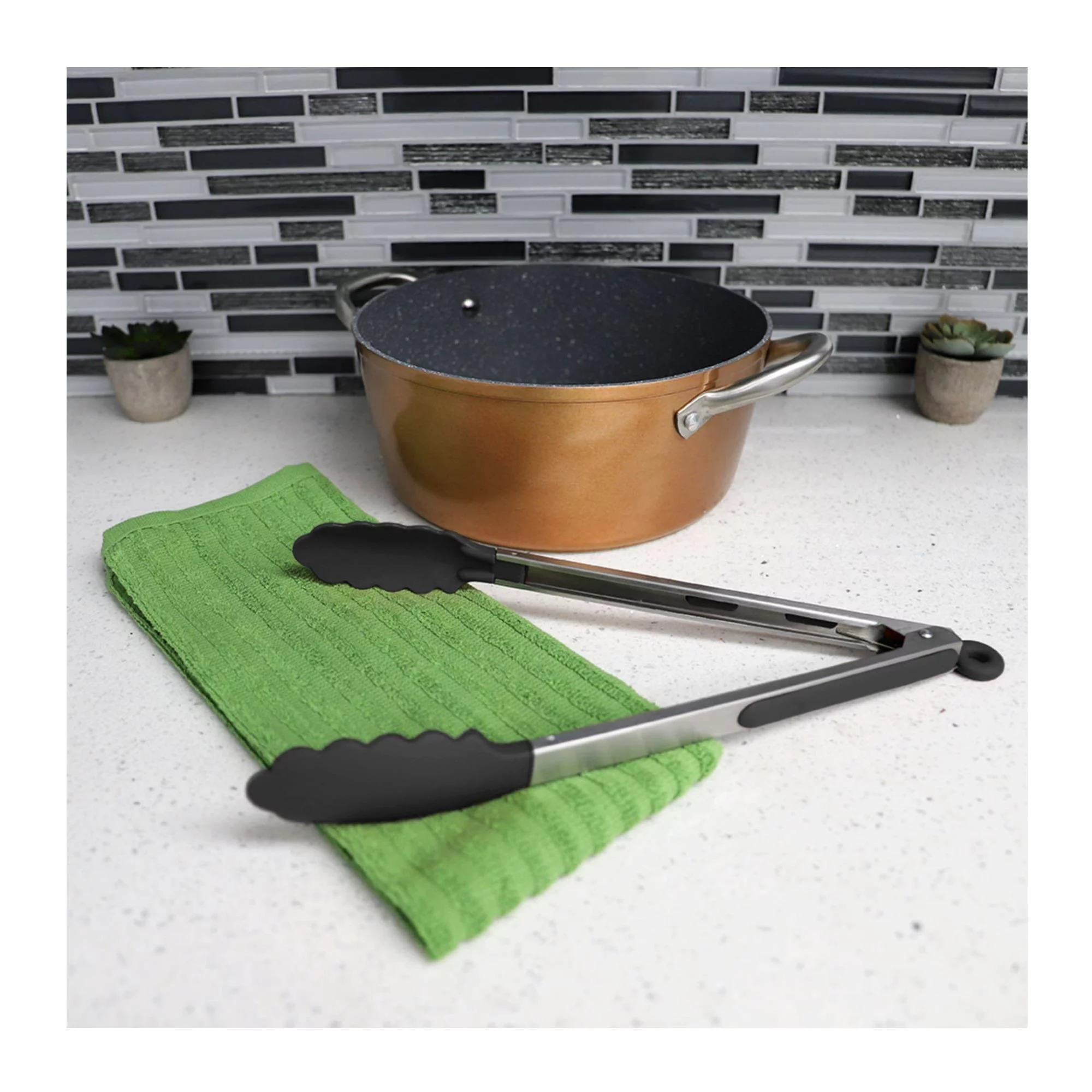 Cuisinart 4-Quart Deep Fryer with 2 Kitchen Tongs