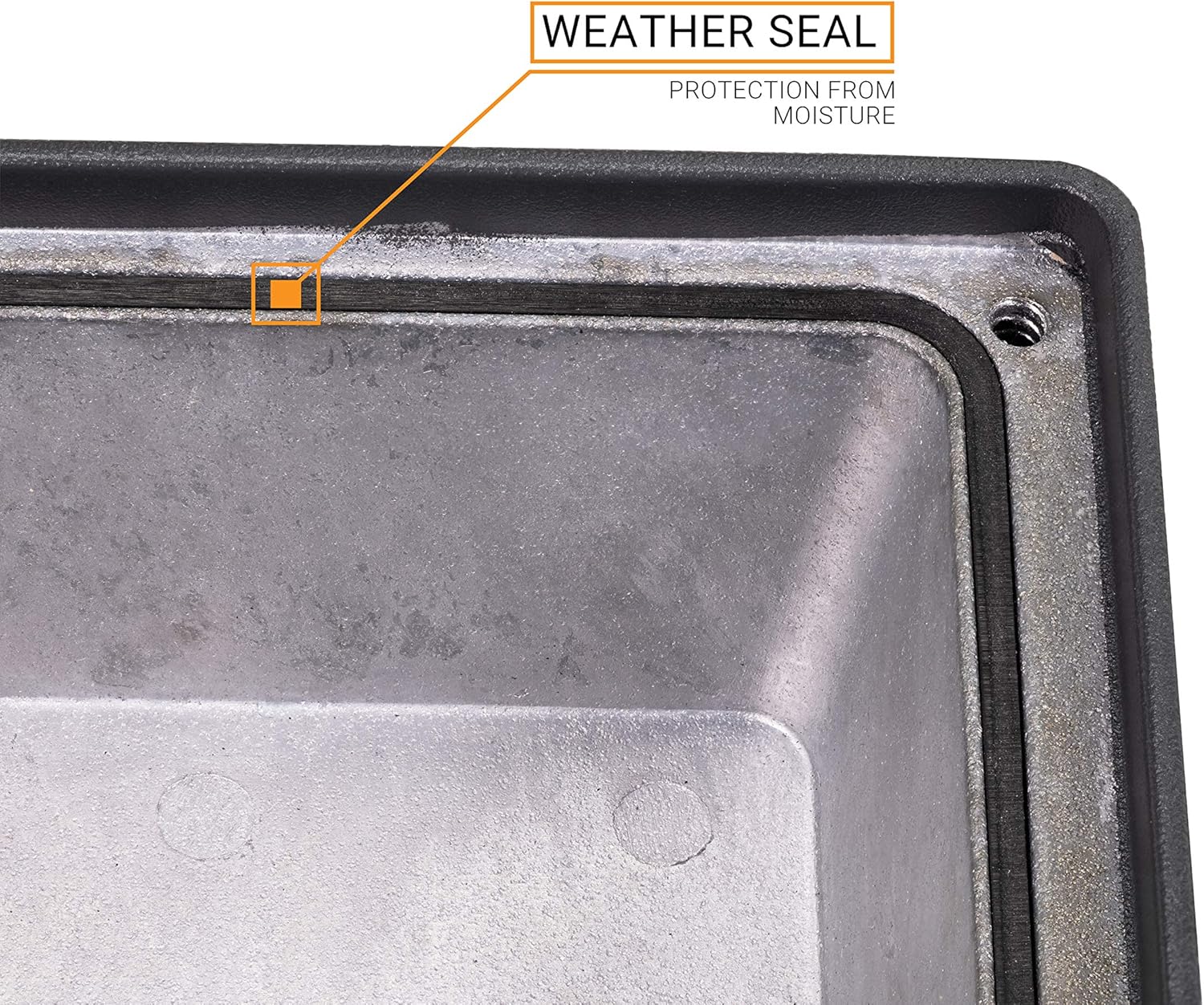 Channel Master CM-7777V3 Titan 2 High Gain TV Antenna Preamplifier [Version 3]