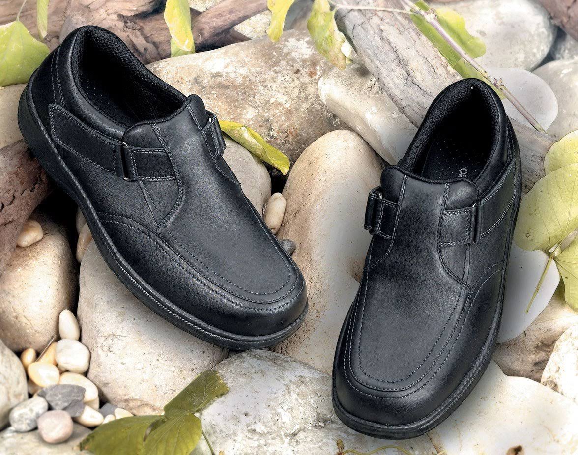 Orthofeet Men&s Carnegie, Size: 11, Black Leather