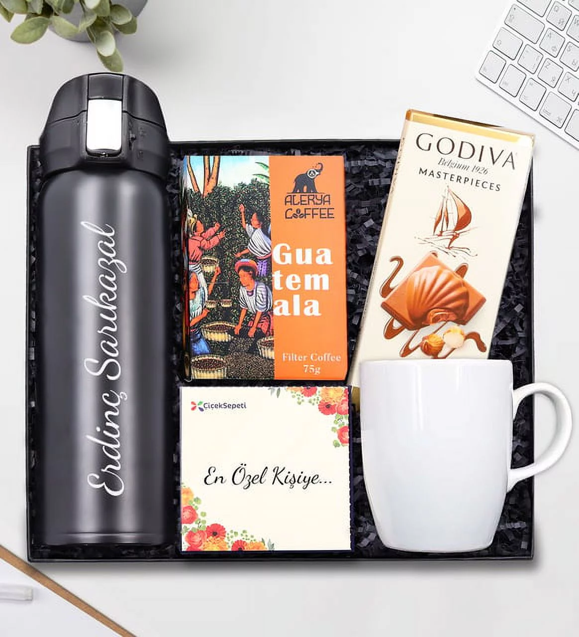 Personalized 500 ML Black Locked Thermos & Alerya Guatemala Filter Coffee & Godiva Chocolate & White Matte Mat Cup Gift Set