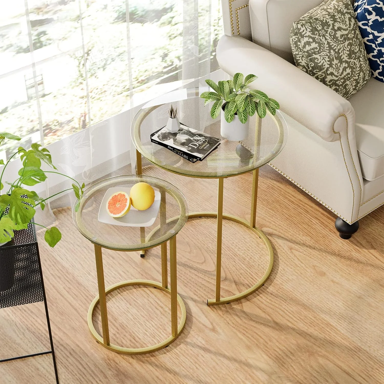 JIAH Nesting Coffee Table Set of 2,Modern Black Tempered Glass Side Table, Metal Frame Round End Table.Small Glass Tea Table for Living Room,Bedroom Studio Apartment Essentials，17.7IN