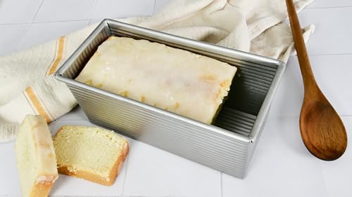 USA Pan Bakeware Pullman Loaf Pan with Cover, 13 x 4 inch, Nonstick & Quick Release Coating, Made in the USA from Aluminized Steel