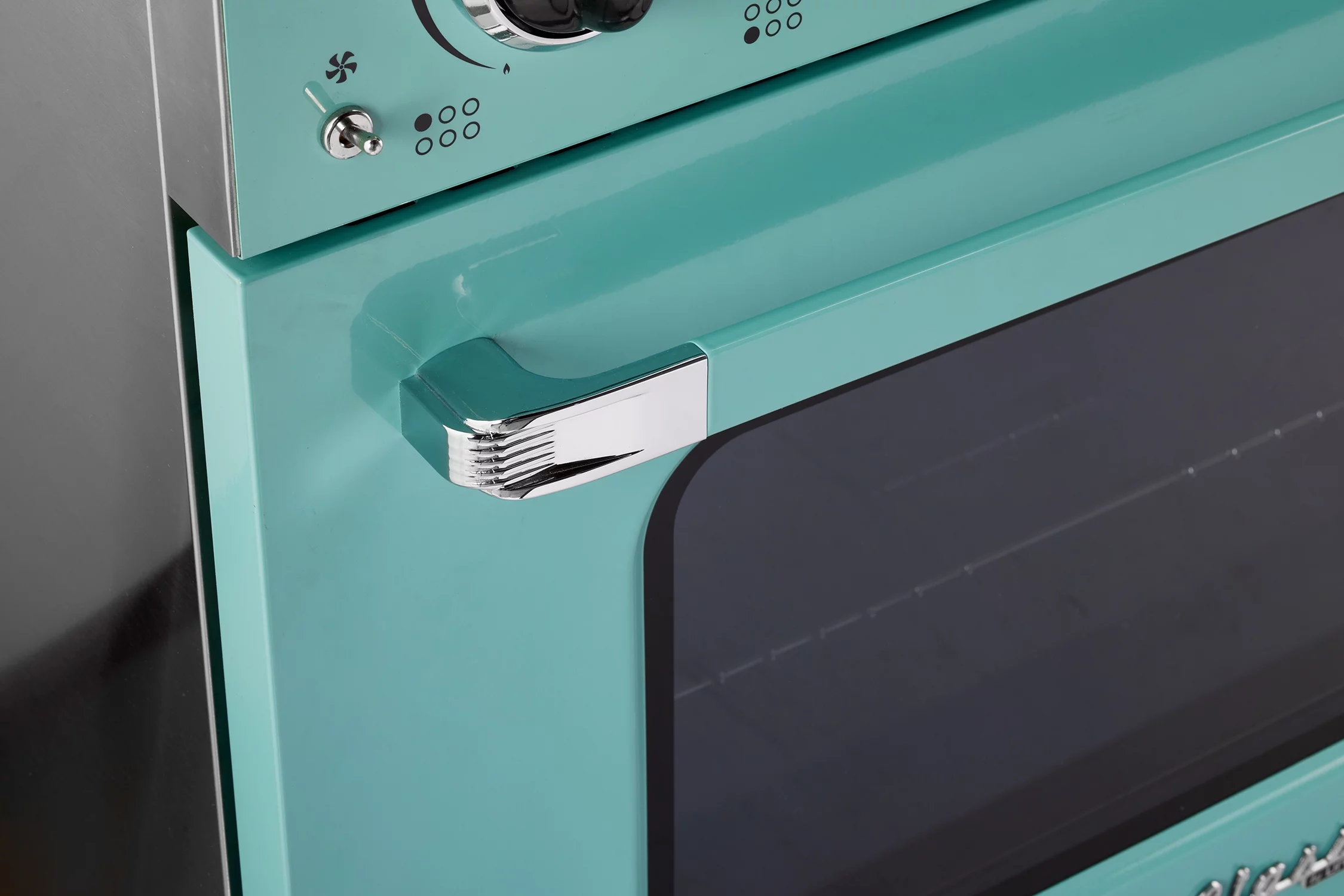 Unique Classic Retro 36