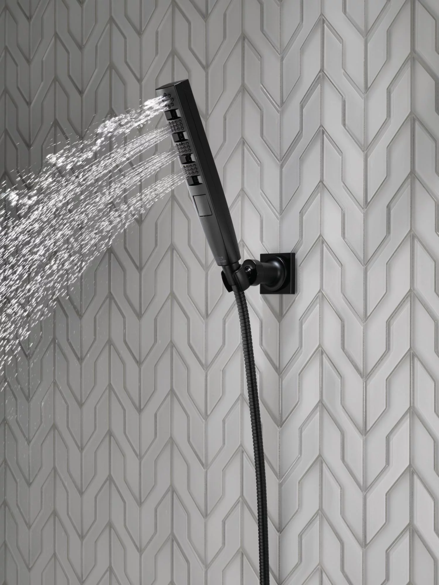 Delta 55140 Zura 1.75 GPM Multi Function Hand Shower Package - Black