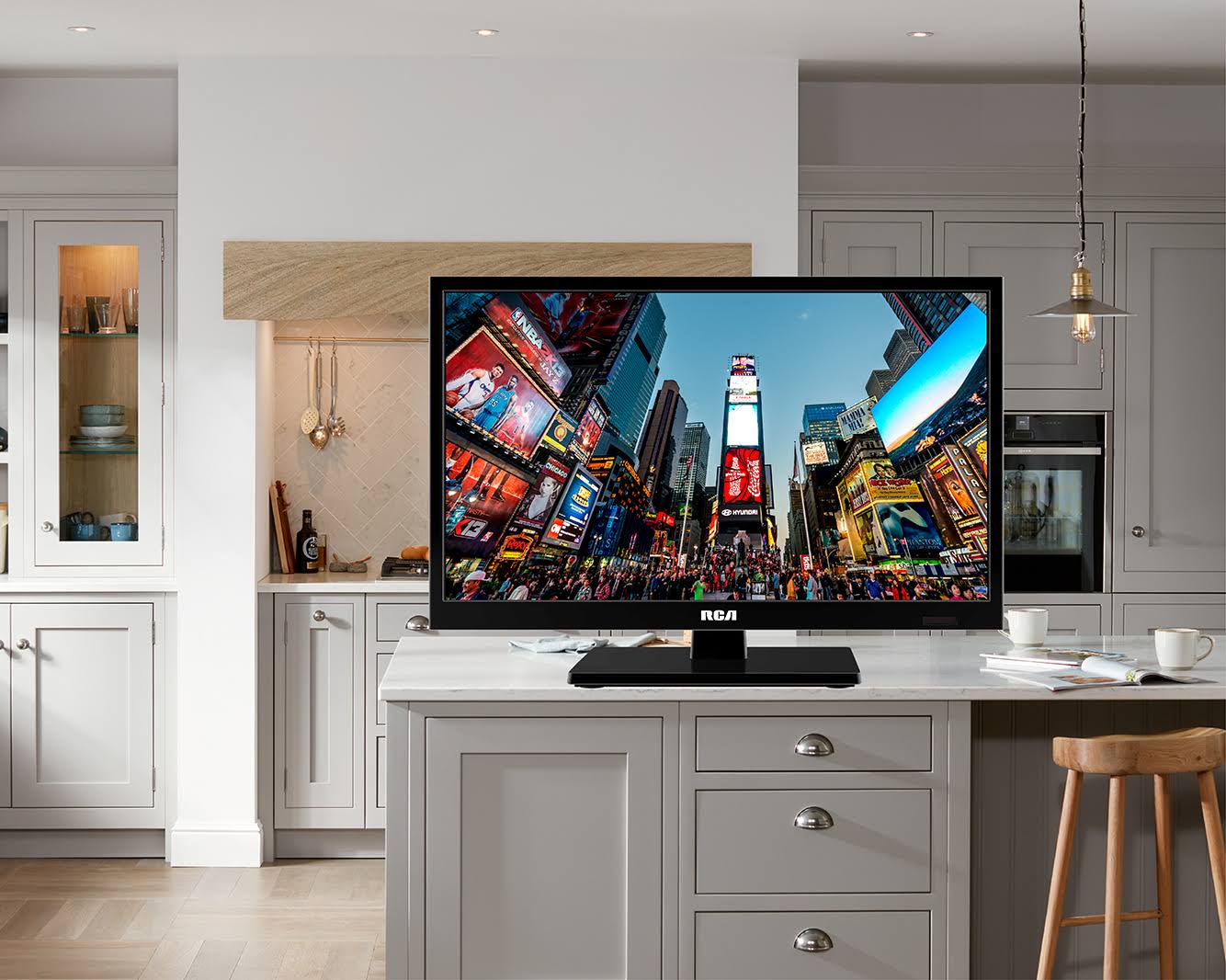 RCA RT2471 Home and Travel 24 inch 720p HD TV