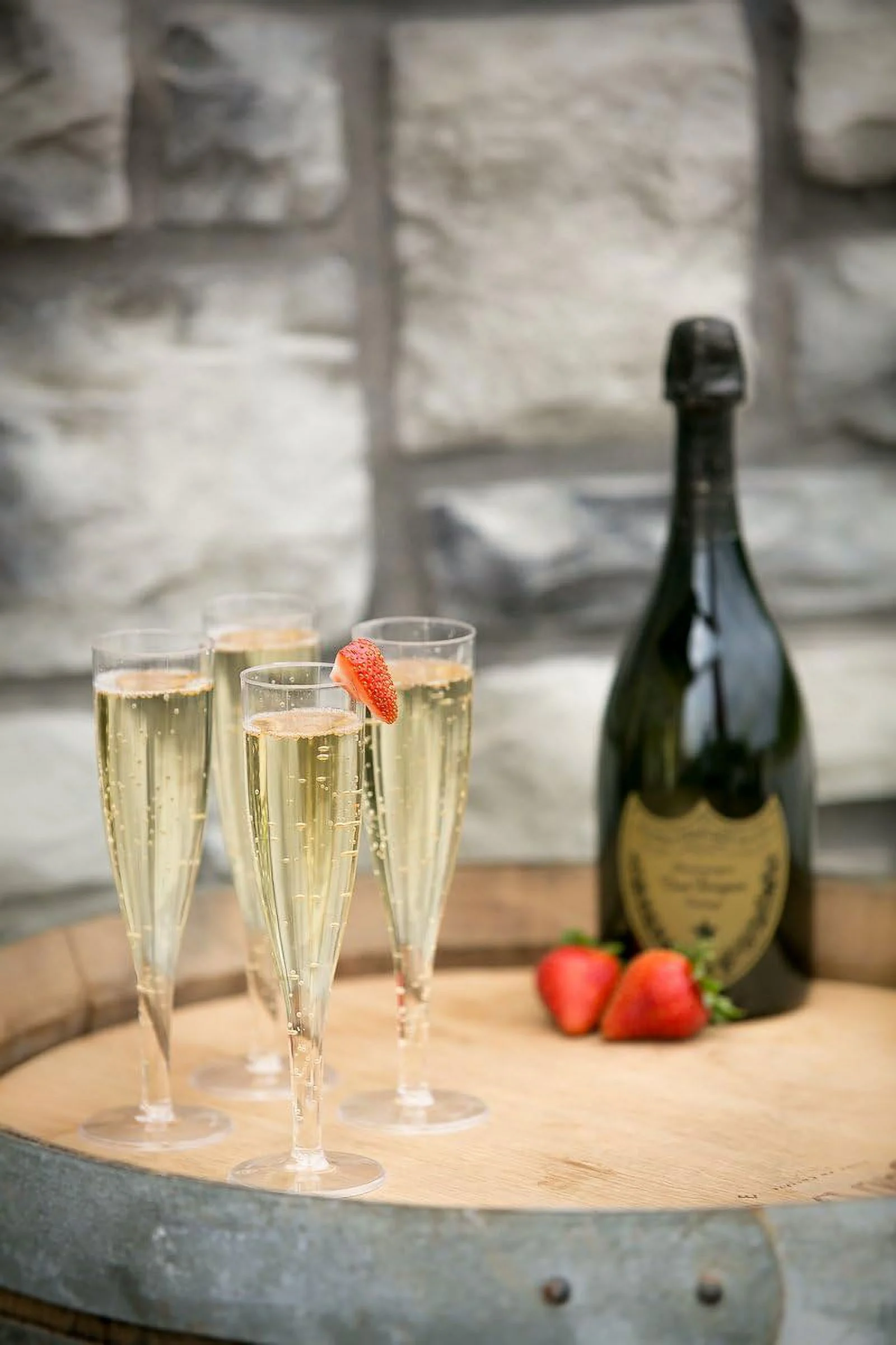 1 Piece Hard Plastic Champagne Flutes (Box Of 4), 5 Oz, Clear,N5124