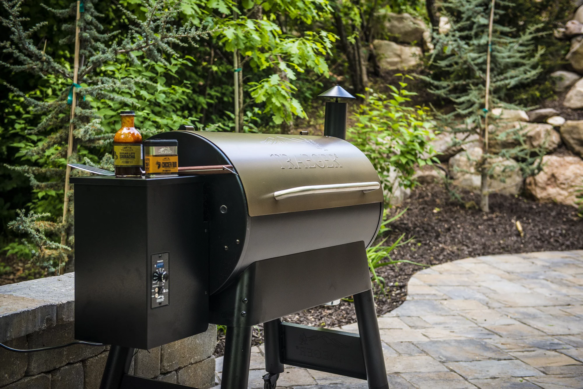 Traeger Pellet Grills Pro 34 Wood Pellet Grill and Smoker - Bronze