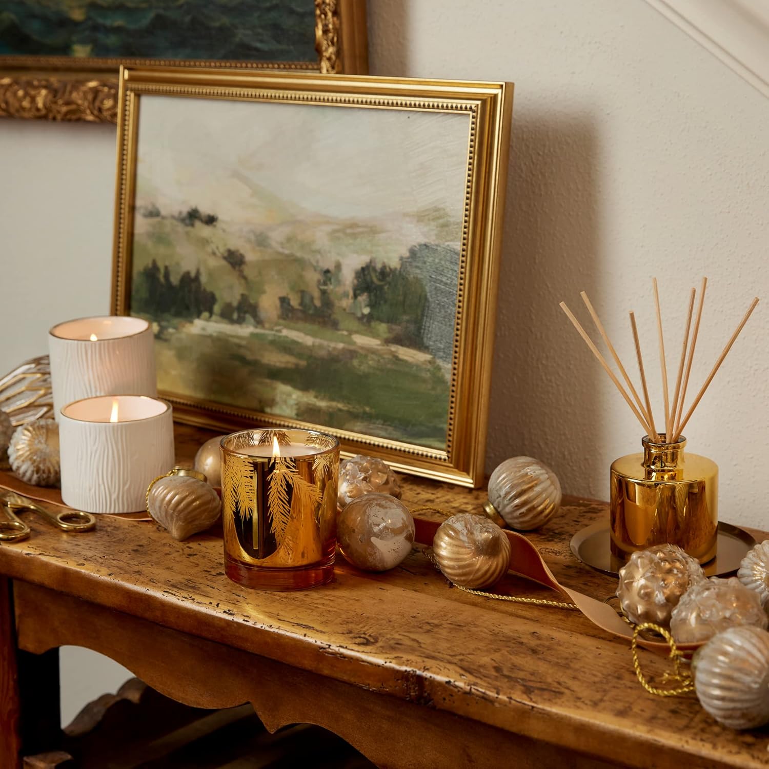 Thymes Frasier Fir Candle - Gilded Ceramic Medium Jar Candle - Scented Candle with a Luxury Home Fragrance - Elegant Holiday Candle - Single-Wick Candle - White Candle (11 oz)