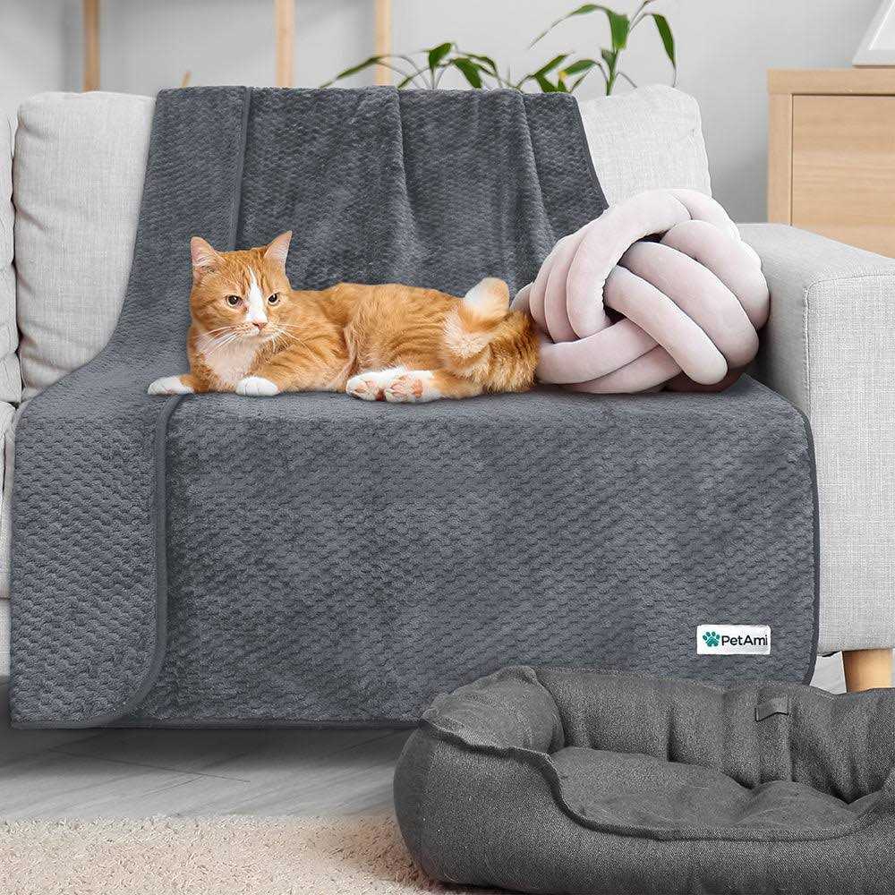 PetAmi Sherpa Fleece Waterproof Waffle Cat & Dog Blanket - Pet Supplies online store