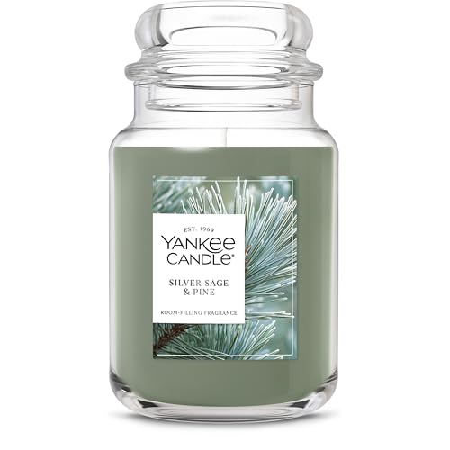Yankee Candle Balsam & Cedar, Holiday Scented Candle, 22oz Large Jar with up to 150 Hour Burn Time, Giftable
