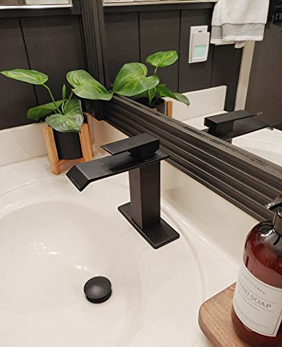 White Gold Faucet Bathroom Vessel Sink Golden Waterfall Spout Faucet Single Handle Bowl Sink Faucet Modern Single Hole Basin Vanity Tall Bathroom Sink Faucet with Pop Up Drain Stopper Supply Hose
