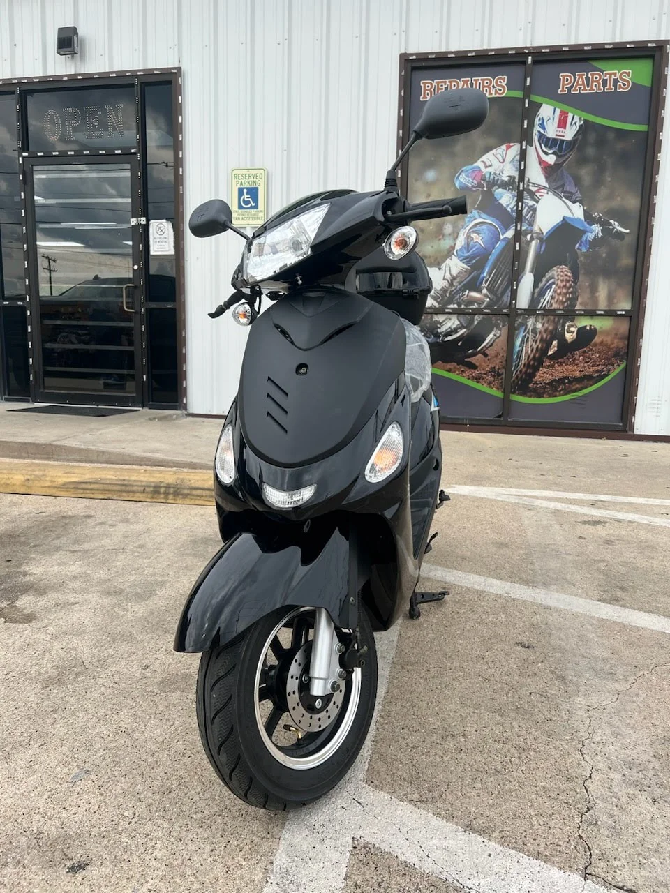 HHH Upgraded 49cc/ 50cc Scooter Gas Fully Automatic Street Scooter Moped Pony 50 with Matching Trunk - Sporty Black color