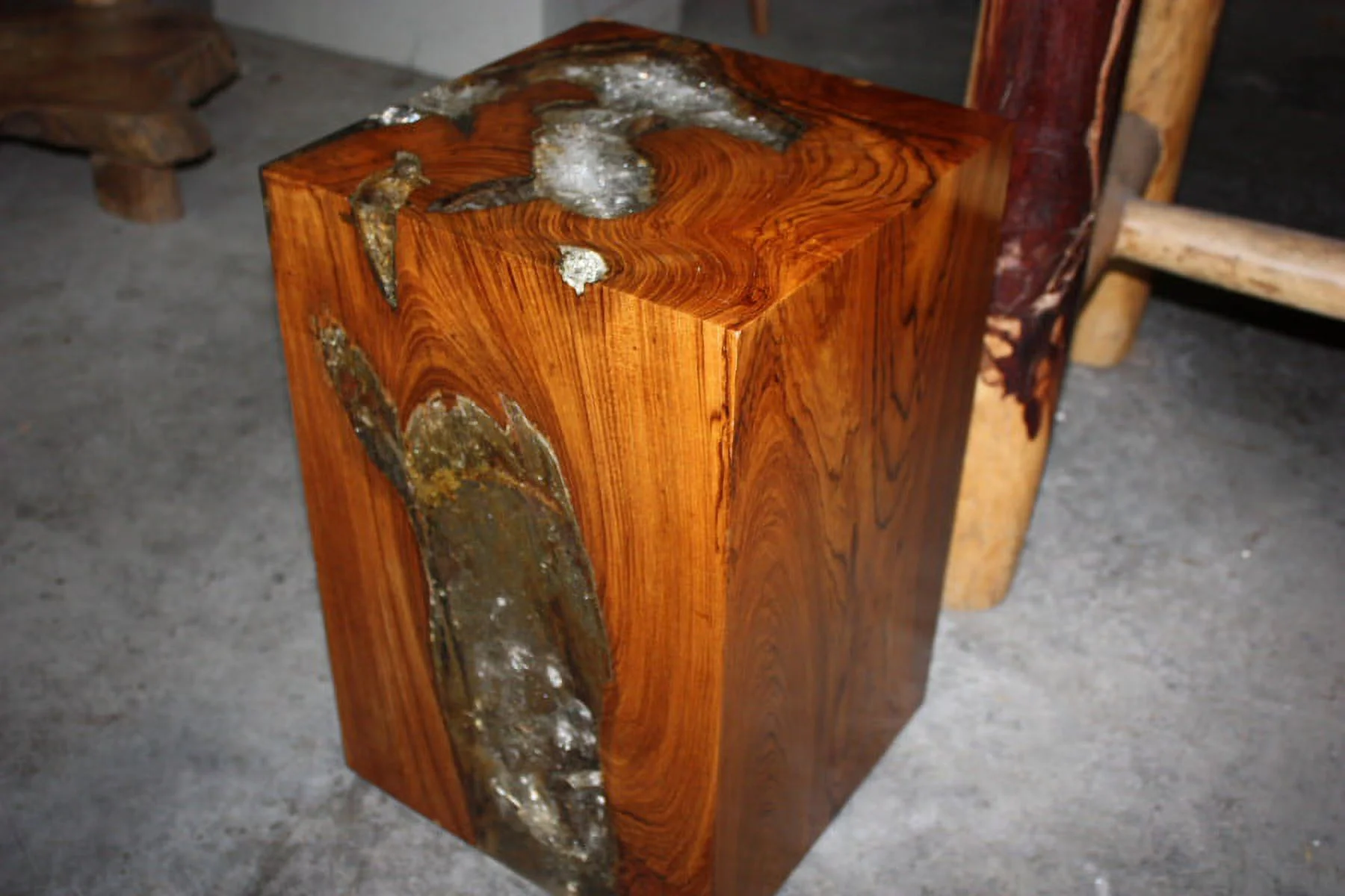 Teak Root & Resin Pedestal 18
