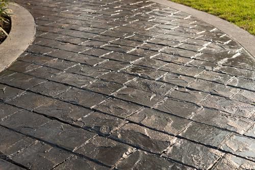 Armor AR500 High Gloss Wet Look Concrete Sealer 5 Gallon - Professional Grade Color Enhancing Solvent Based Acrylic Sealer for Exterior Concrete and Pavers - 700 VOC