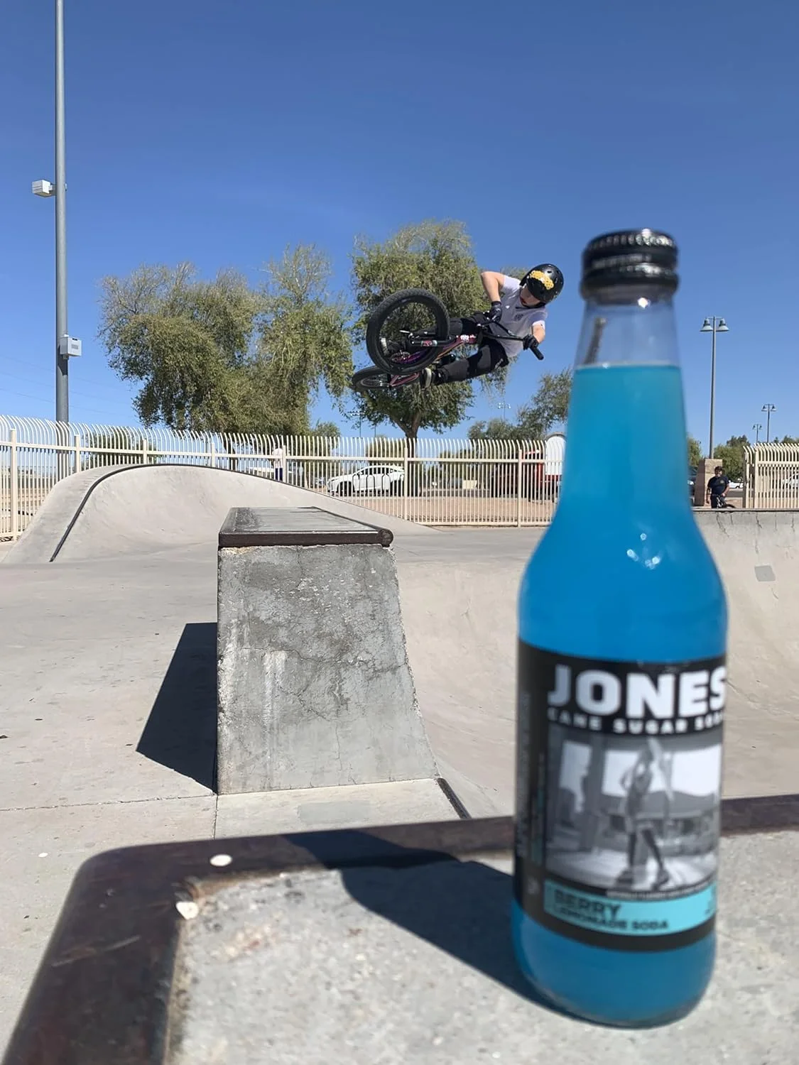 Berry Lemonade Soda Flavor | 1 Bottle | 100% Cane Sugar Soda | Craft Soda | Soda Soft Drinks | 12 Oz Glass Bottle Soda