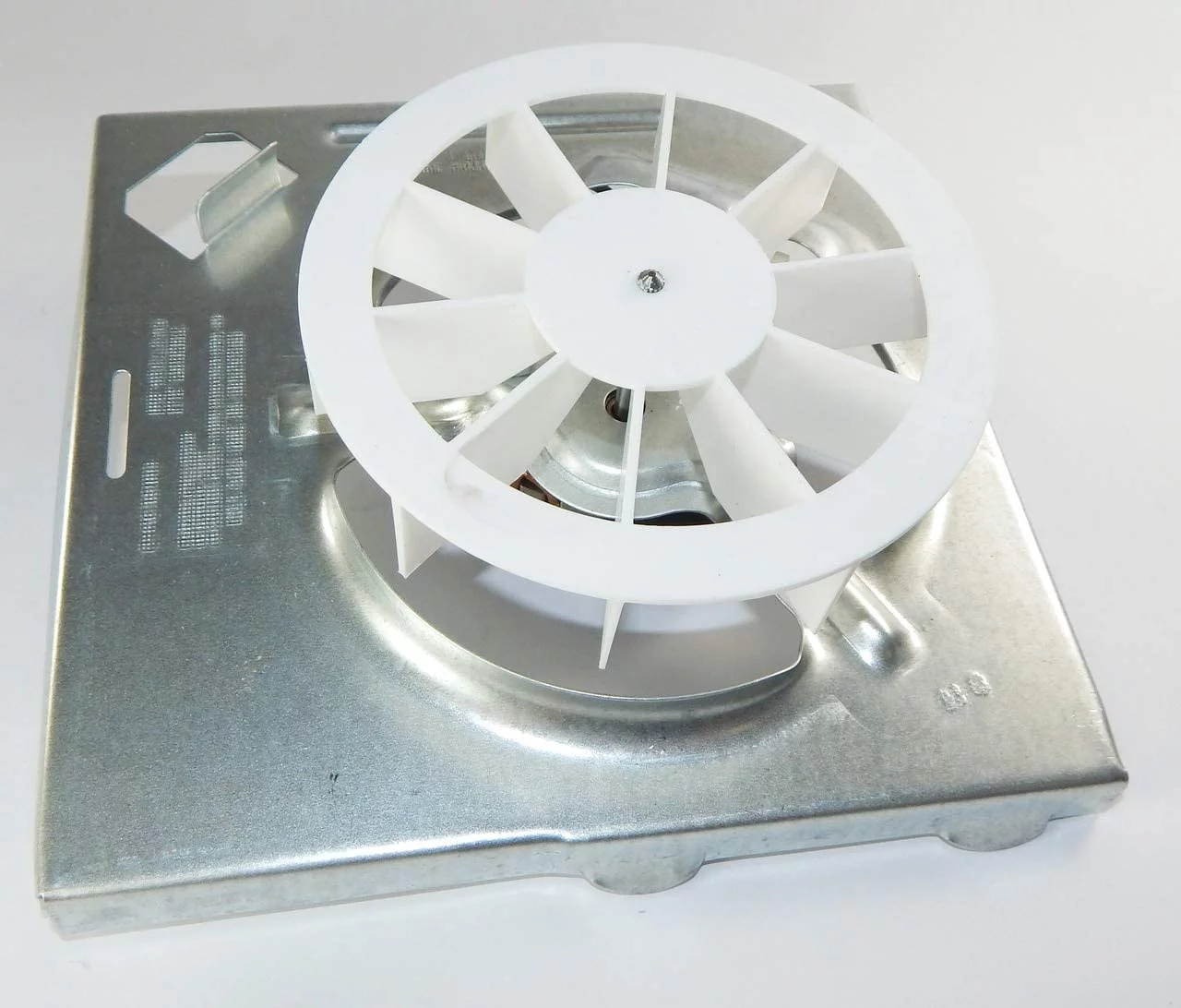 Broan Fan Assembly - 663-G,H, 688-G,H,J,K # 97012026