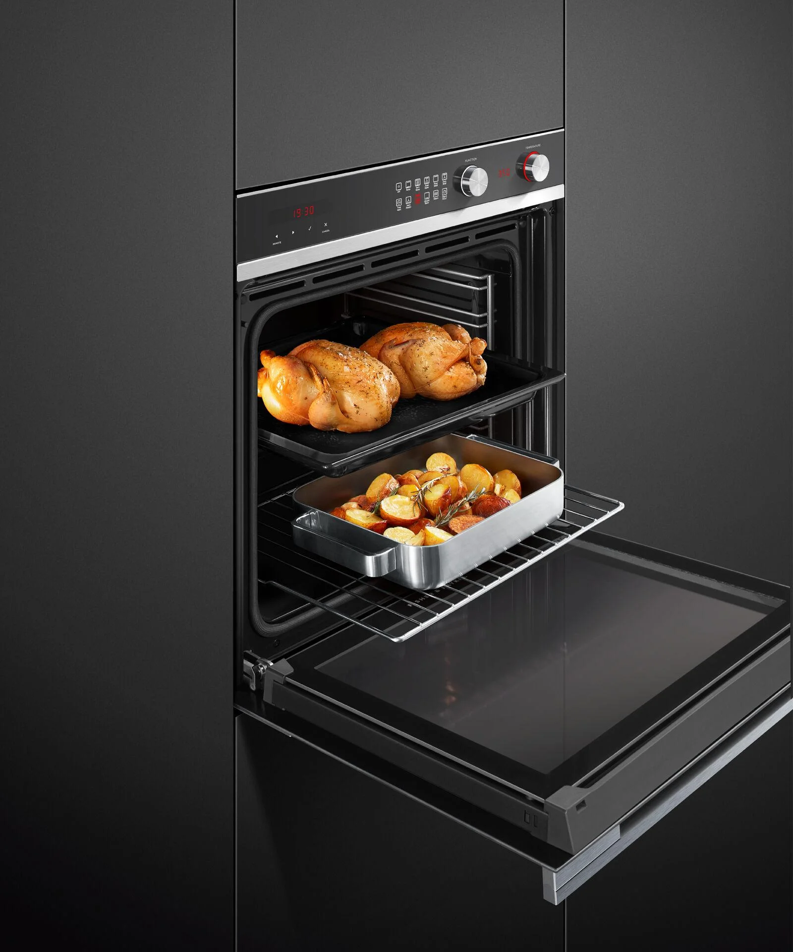 FISHER & PAYKEL Oven, 24