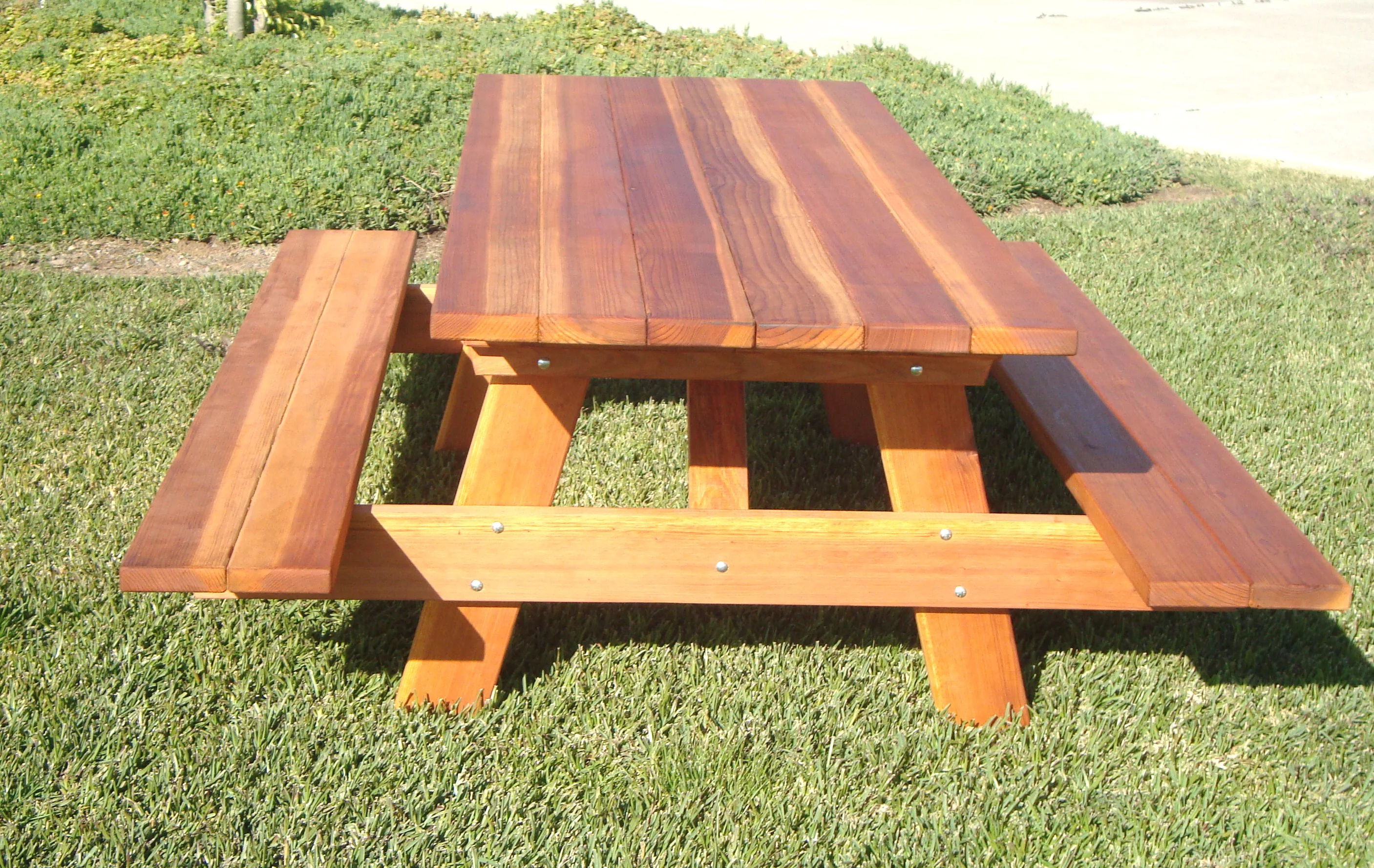 Pacific Redwood Stained 5 ft. Douglas Fir Wood Picnic Table with Attached Benches