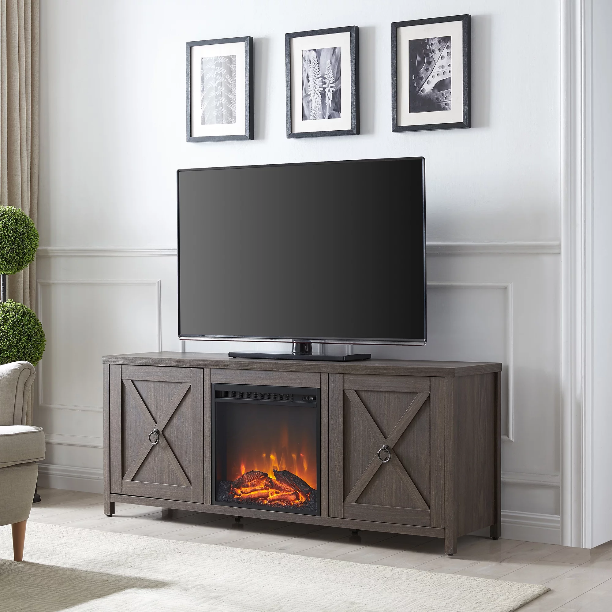 Evelyn&Zoe Granger Rectangular TV Stand with Log Fireplace for TV's up to 65