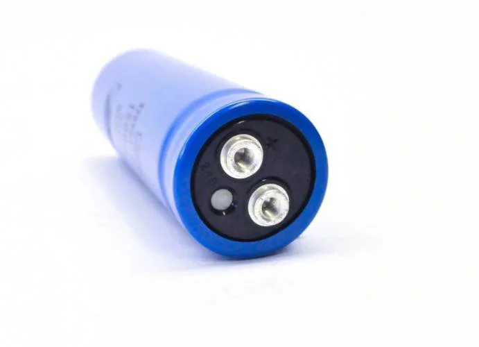 NIPPON CHEMI-CON 32DX6312 Box of 30 1500uF 100VDCW Capacitors