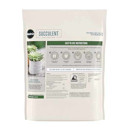 Miracle-Gro Houseplant Potting Mix - Fertilized Soil, Designed to be Less Prone to Gnats, 4 qt. (2-Pack)