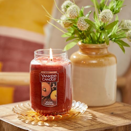 Yankee Candle Sugared Cinnamon Apple, Scented Candle, 22oz Large Jar with up to 150 Hour Burn Time, Giftable