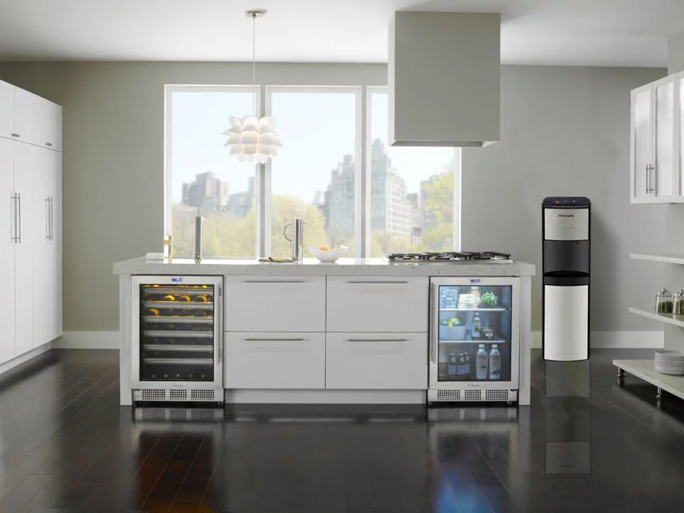 Frigidaire, 5 Gallon Bottom Loading Hot and Cold Water Dispenser EFWC505, Stainless Steel