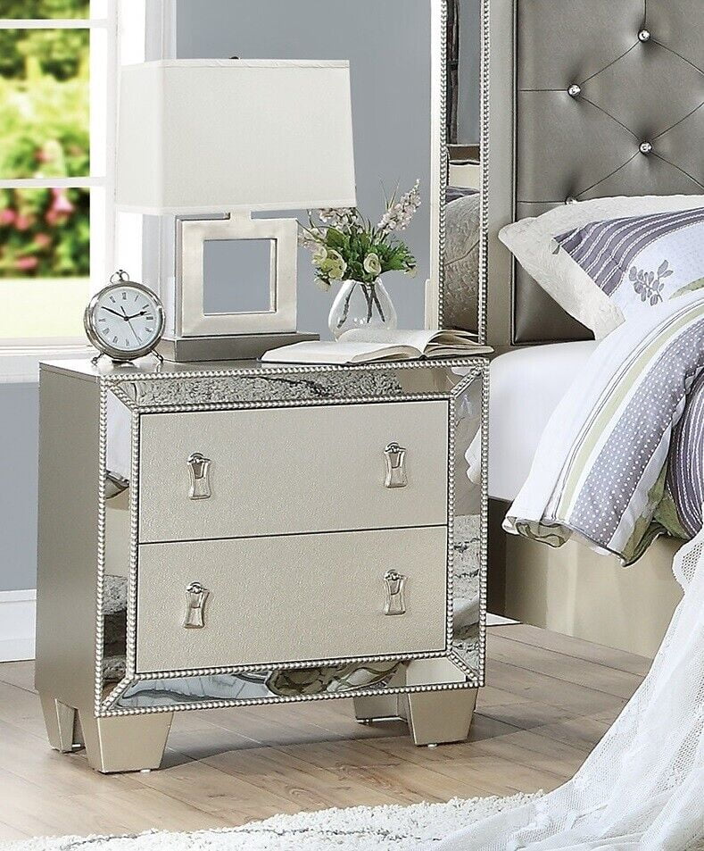 Traditional Elegant Gorgeous 3pc bedroom Set Est King Size Bed 2x Nightstands Silver Tufted Headboard Footboard w Drawers Bench
