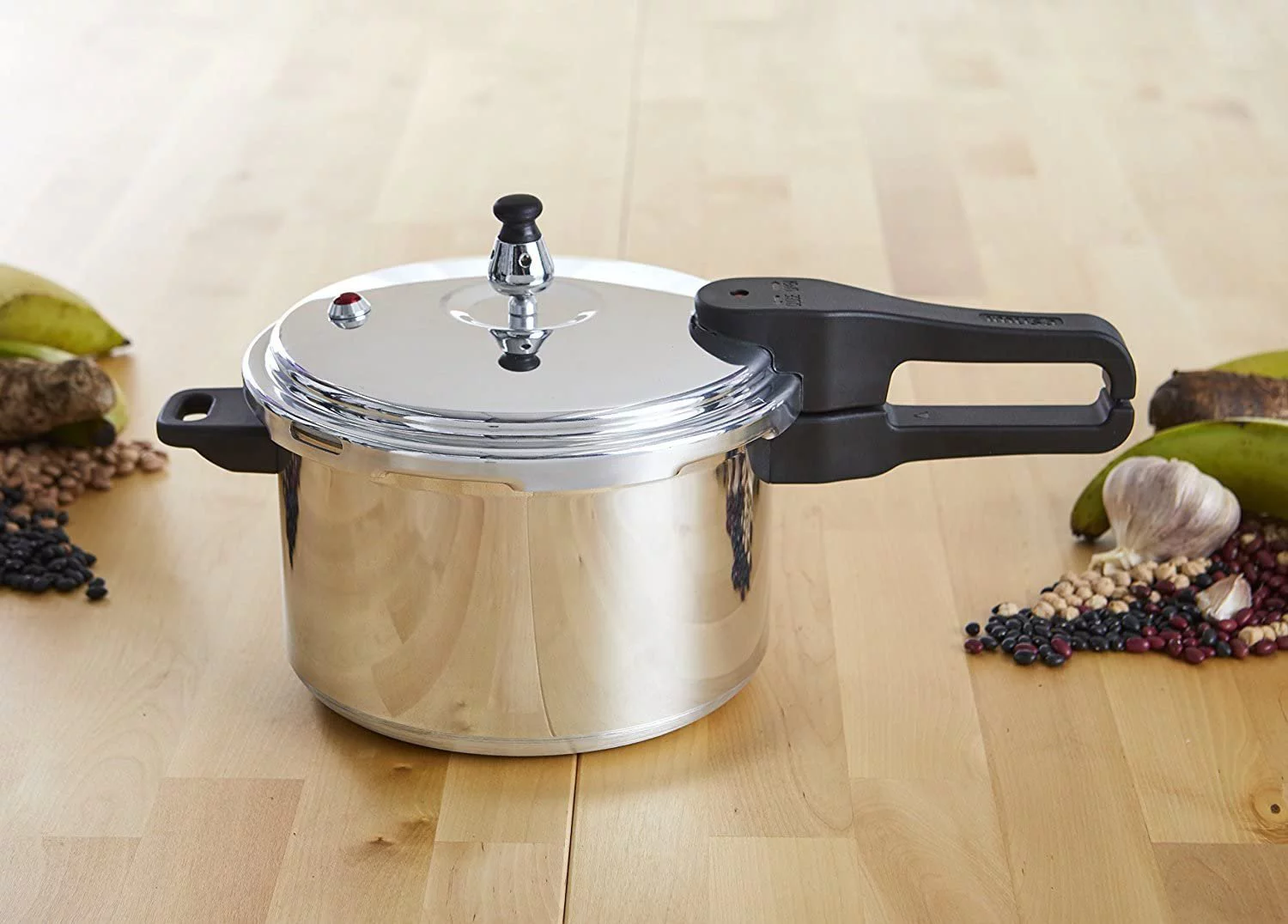 IMUSA USA A417-80401 Aluminum Stovetop Pressure Cooker 4.2Qt, Silver