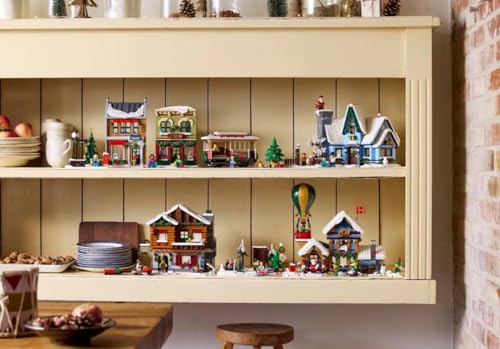 LEGO 10339 Santa's Post Office Christmas