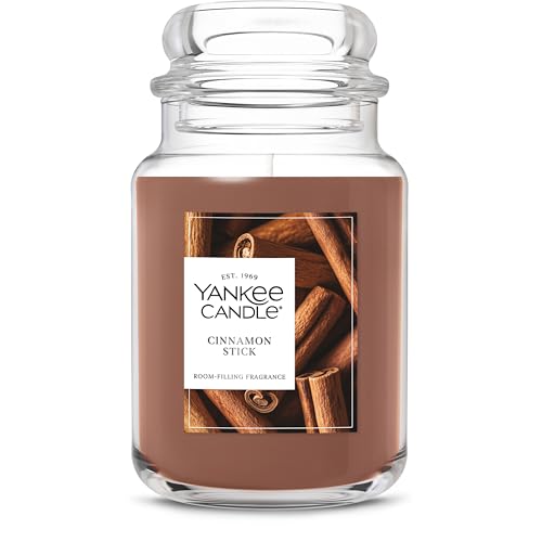 Yankee Candle Sparkling Cinnamon, Christmas Scented Candle, 22oz Large Jar with up to 150 Hour Burn Time, Giftable