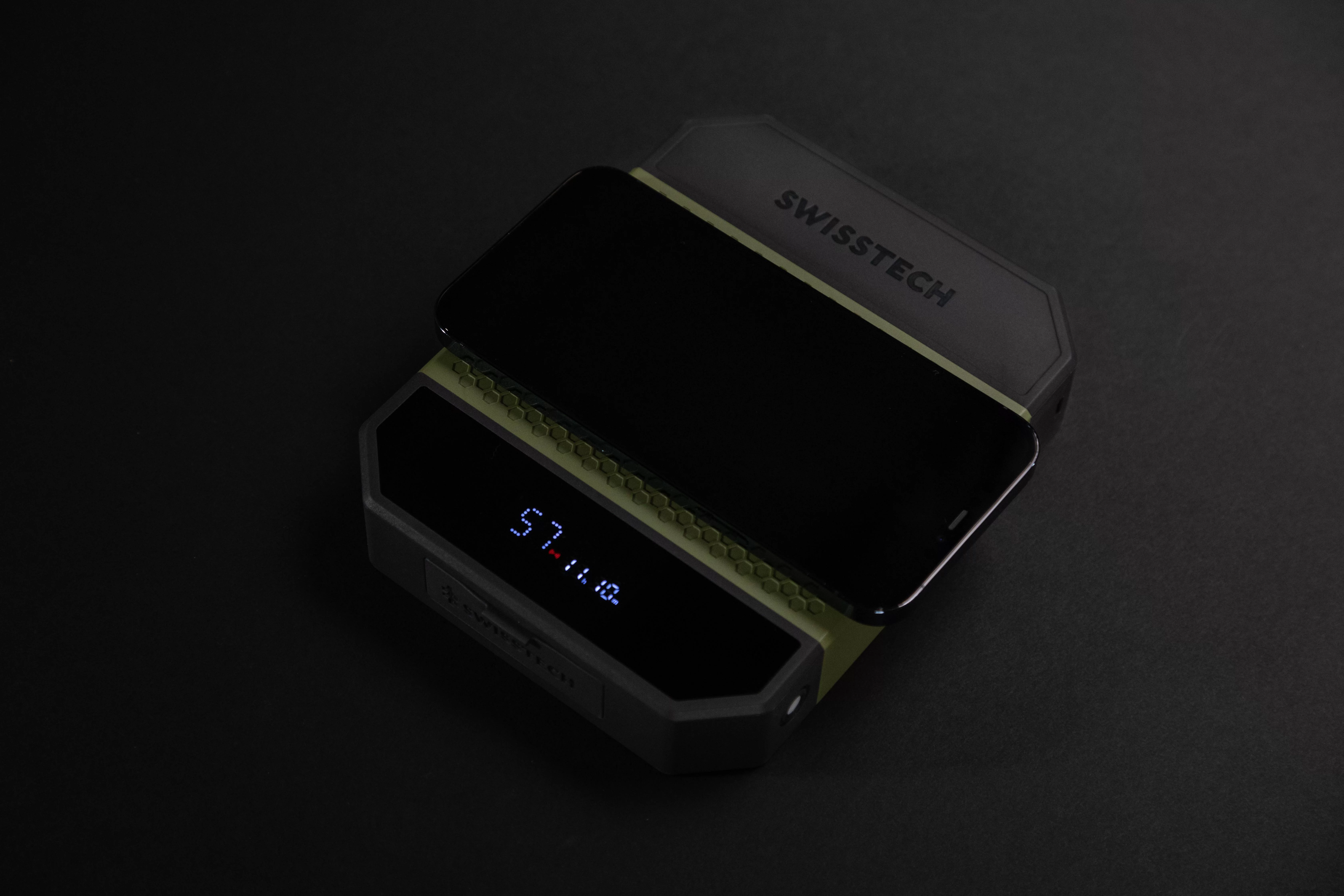 Swiss Tech 40000 mAh Wireless Power Bank with Charging Pad and 65W Fast Charge, IP54 Weatherproof