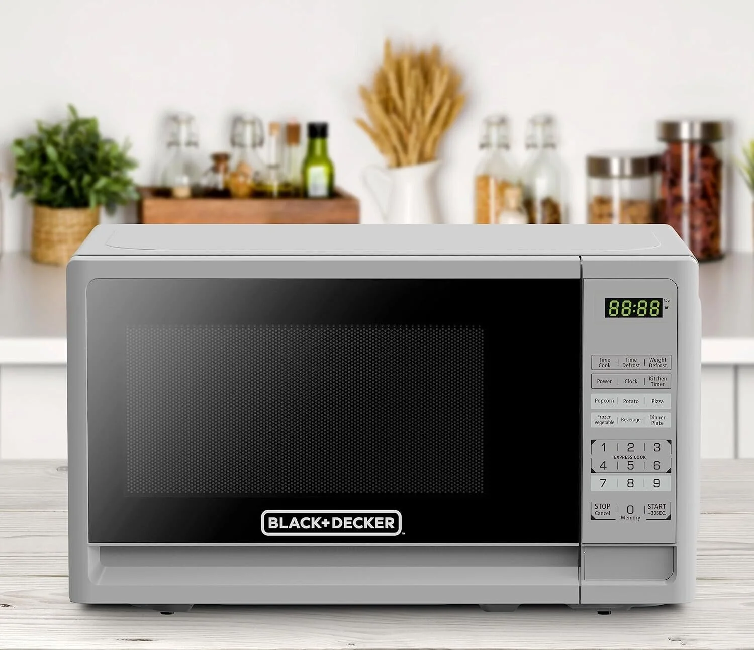 Black & Decker Compact Countertop Microwave Oven 0.7 Cu. Ft. 700W LED Lighting