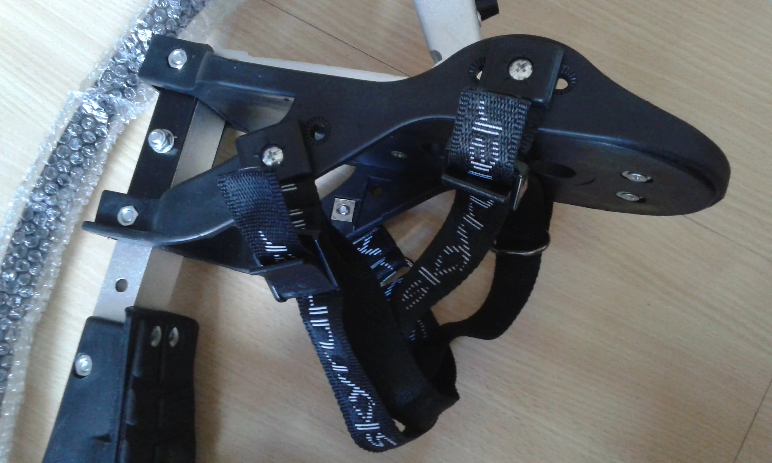 Kids/Child Youth Kangaroo Shoes Jumping Stilts Fitness Exercise (66-110lbs/30~50KG) Black