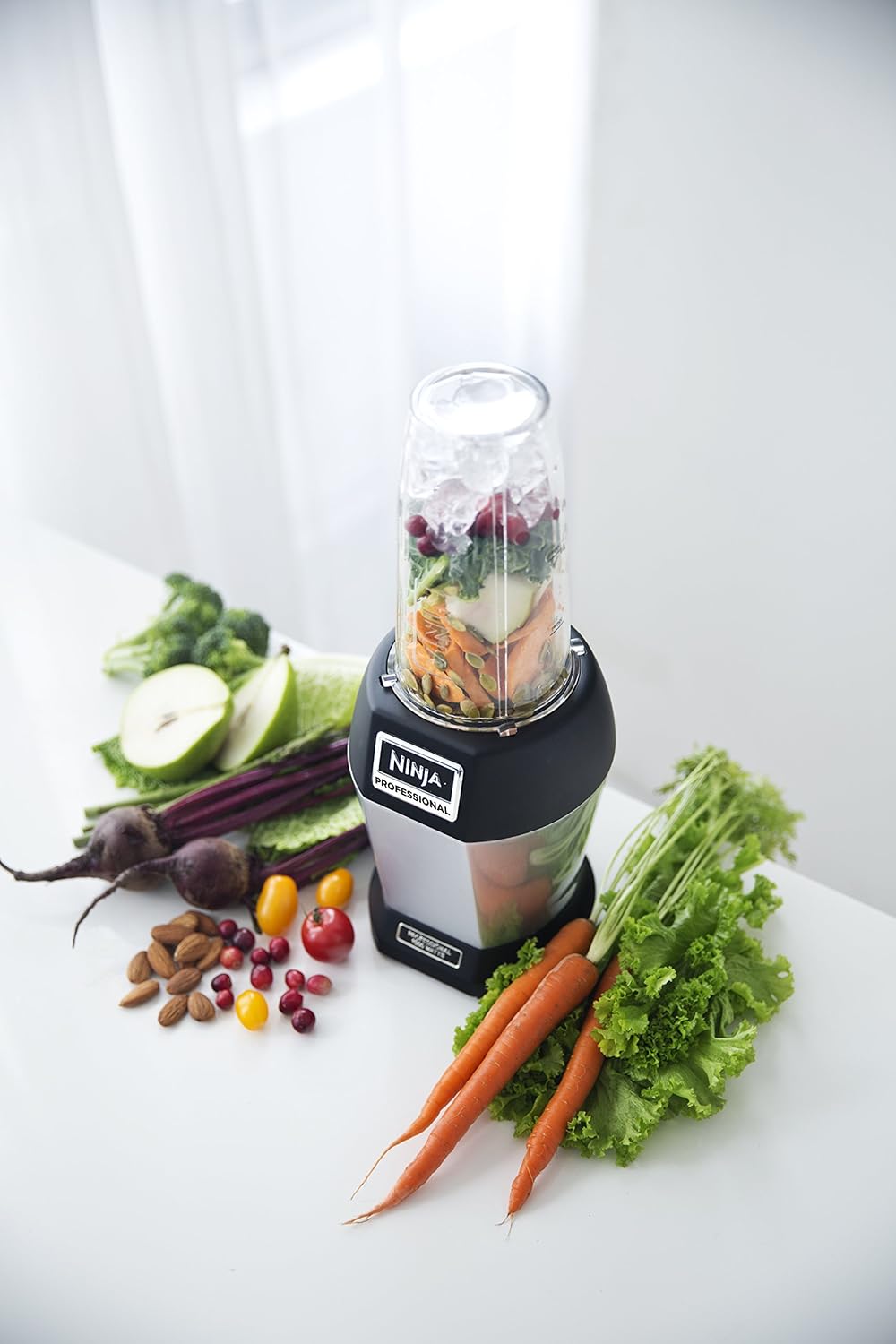 Ninja Nutri Pro Compact Personal Blender, with 18 Oz. and 24 Oz. To Go Cups, in a Black and Silver Finish