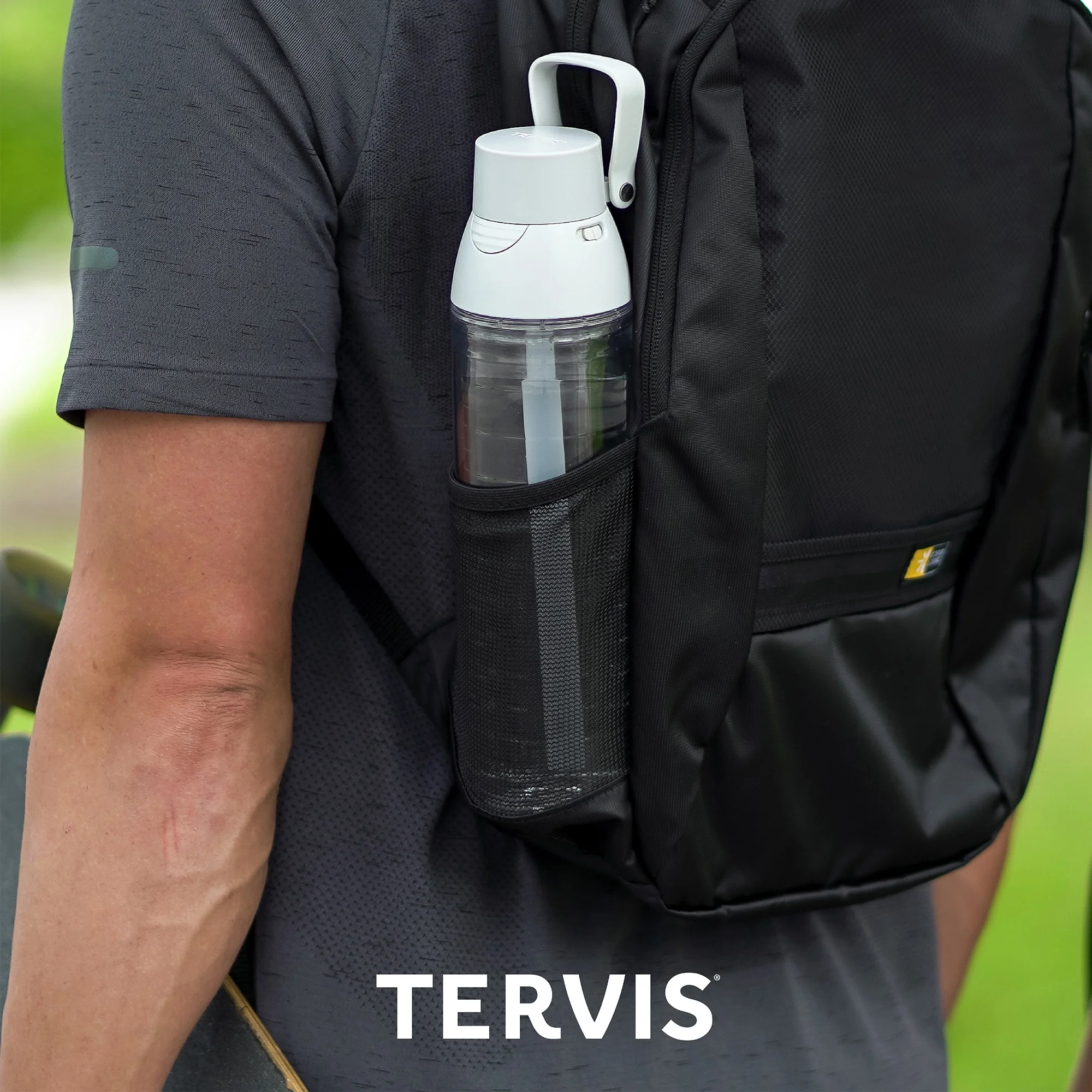 Tervis Harry Potter Hogwarts Alumni Made in USA Double Walled  Insulated Tumbler Travel Cup Keeps Drinks Cold & Hot, 24oz Venture Lite Water Bottle, Classic