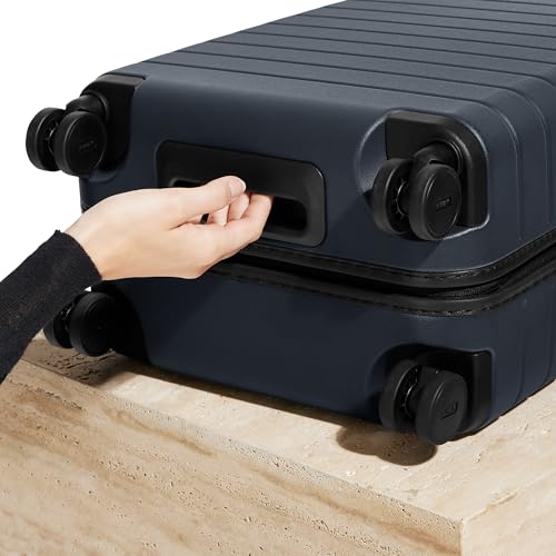 Away Bigger Carry-On Luggage, Lightweight Hardside Large Suitcase with Spinner Wheels, TSA Lock, Airline Approved, Navy Blue