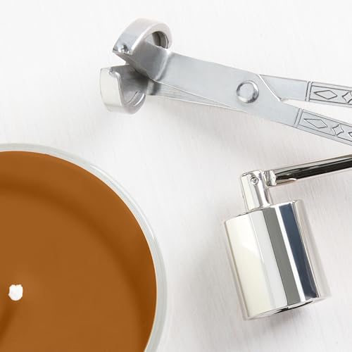 Yankee Candle Sugared Cinnamon Apple, Scented Candle, 22oz Large Jar with up to 150 Hour Burn Time, Giftable