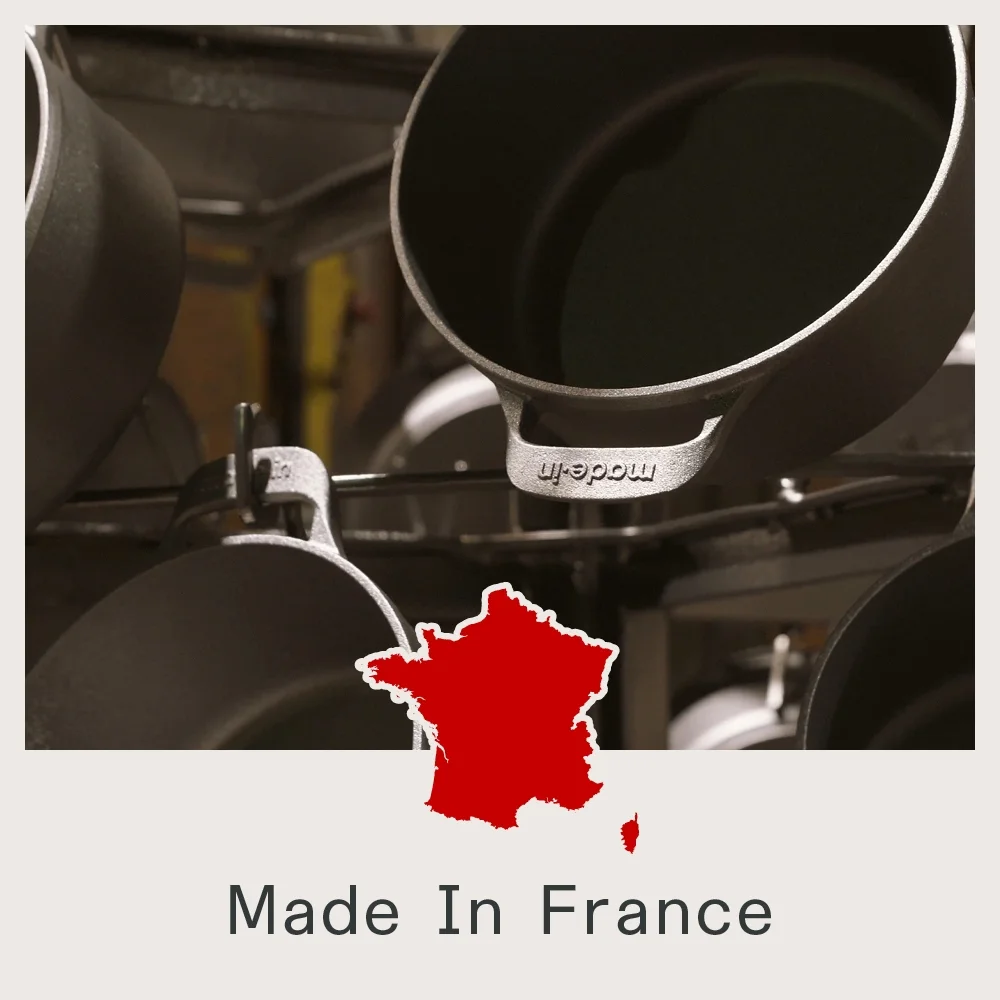 Made In Cookware - Dutch Oven 3.5 Quart - Red - Enameled Cast Iron - Exceptional Heat Retention & Durability - Professional Cookware - Made in France - Induction Compatible