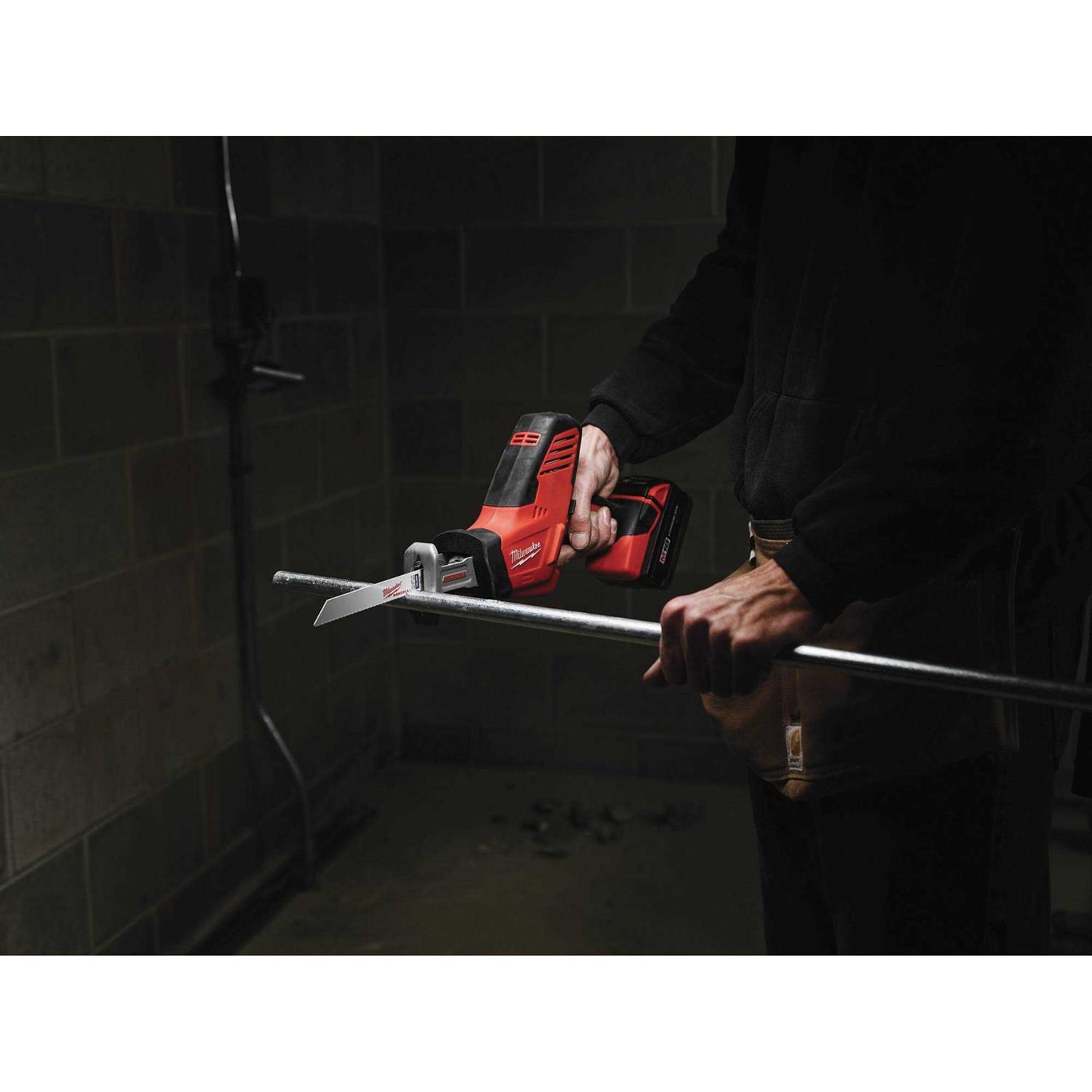 Milwaukee 2625-21 M18 Hackzall Reciprocating Saw Kit