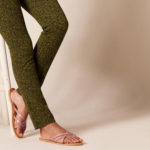 Amazon Essentials Women's Strappy Slide Flat Sandal